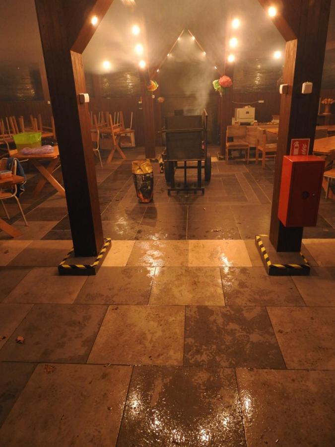 Hotel Anastasis Mirostowice Gorne Esterno foto